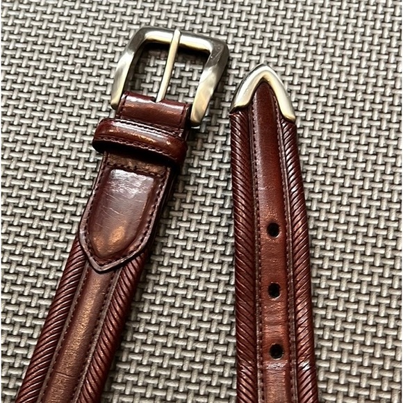 Brighton Men’s brown leather belt with metal top size 42 - Picture 2 of 4